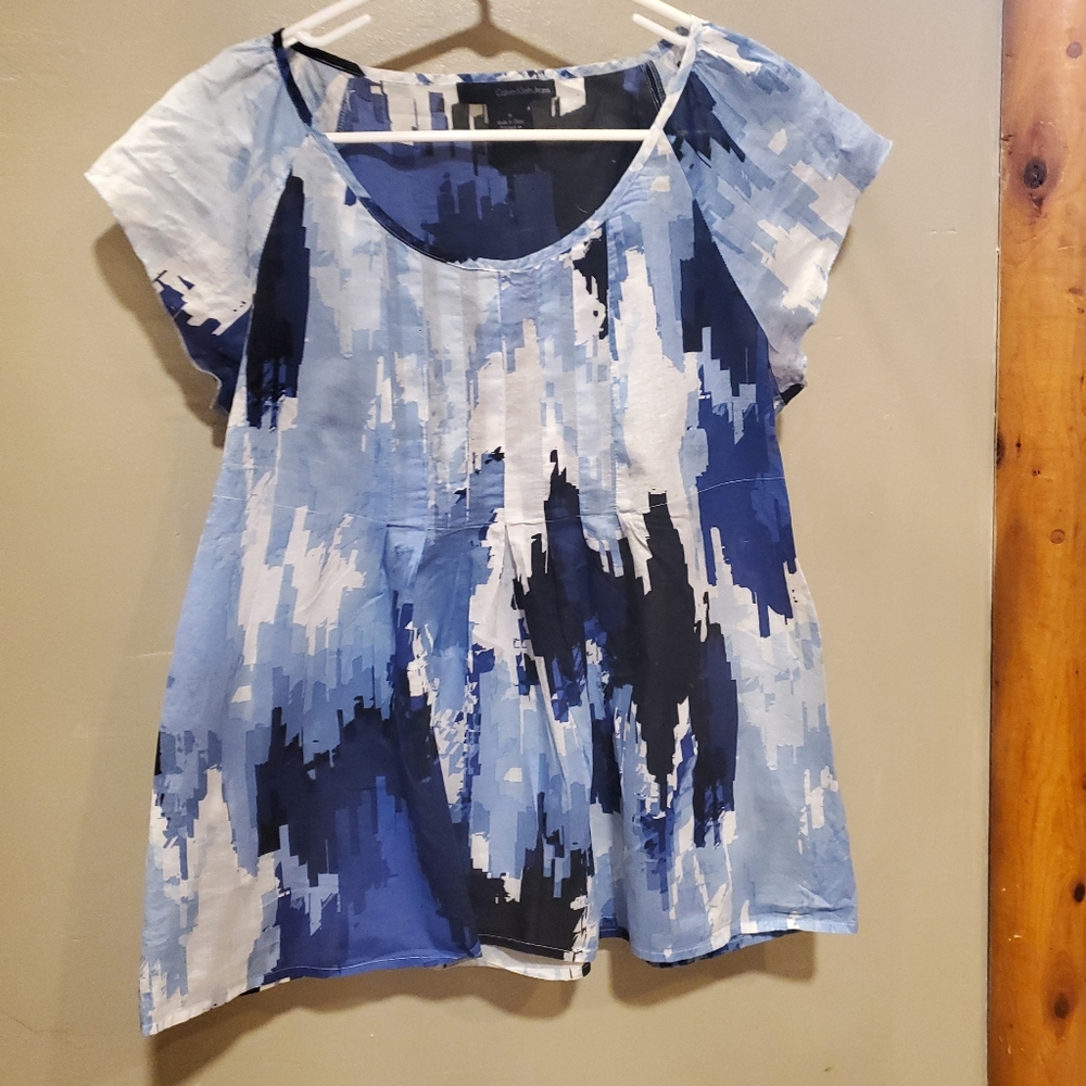 Vintage Calvin Klein womens top. Med